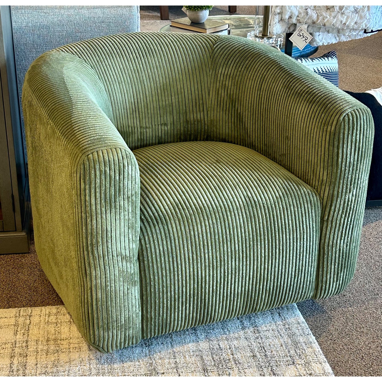 Biggs Swivel Chair