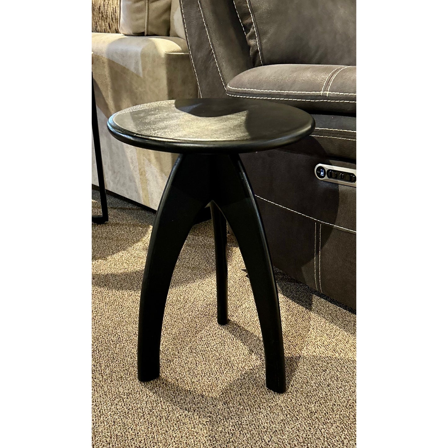Mid Century Modern Round End Table