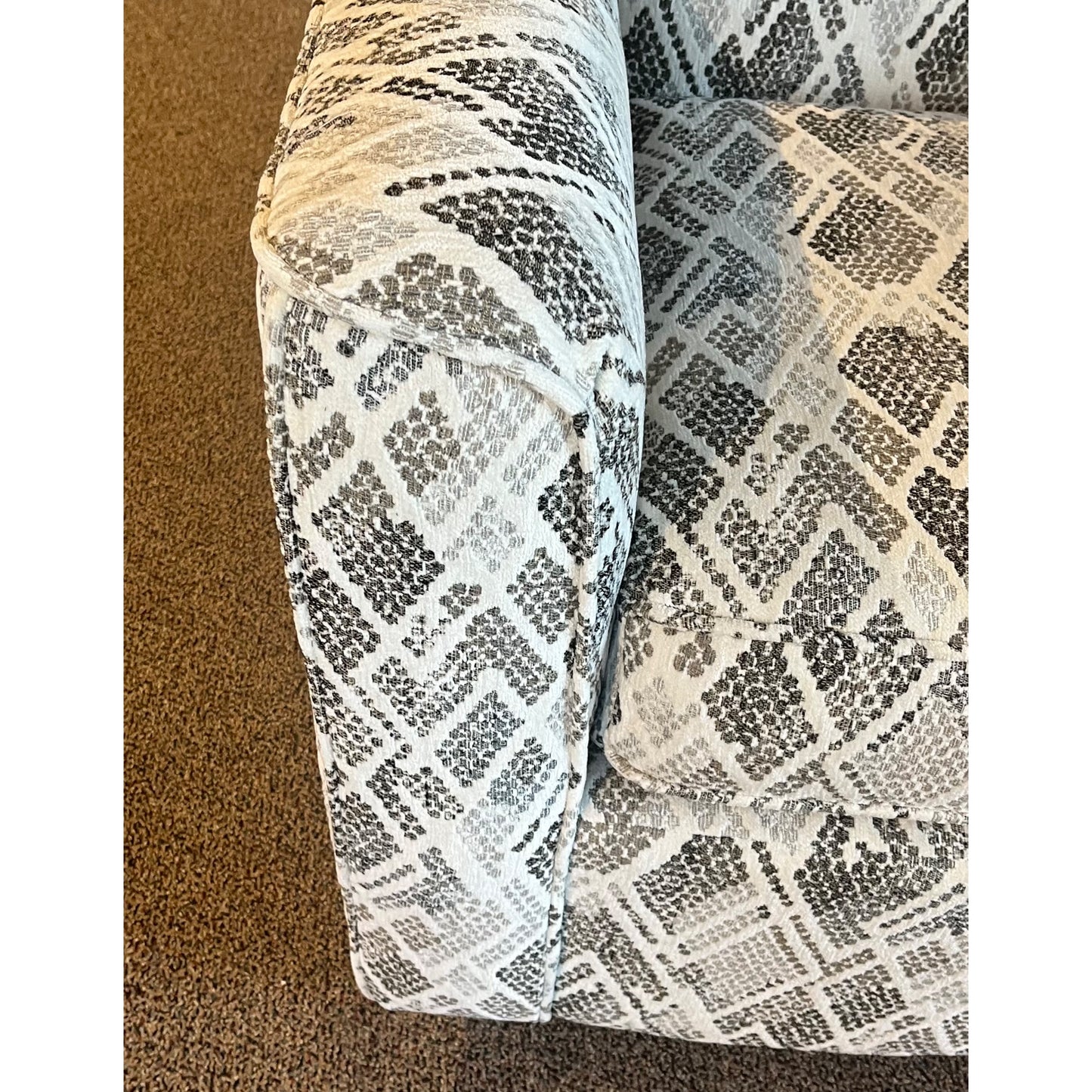 Swivel Rocker