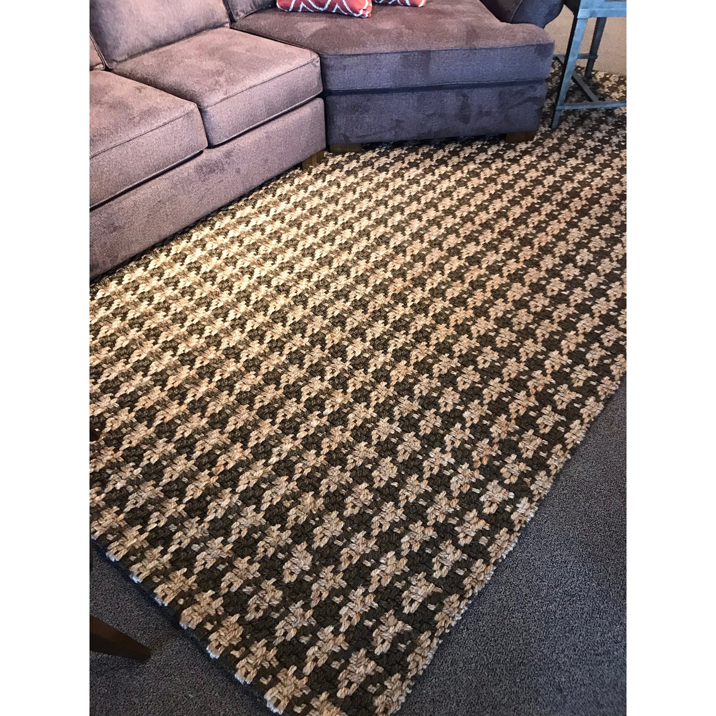 Houndstooth Check Area Rug