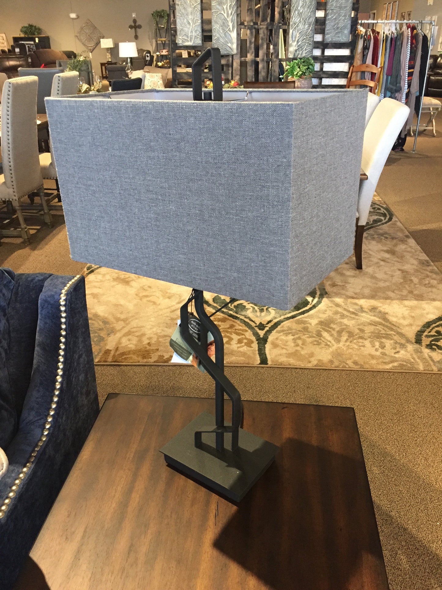 Black Metal Accent Lamp
