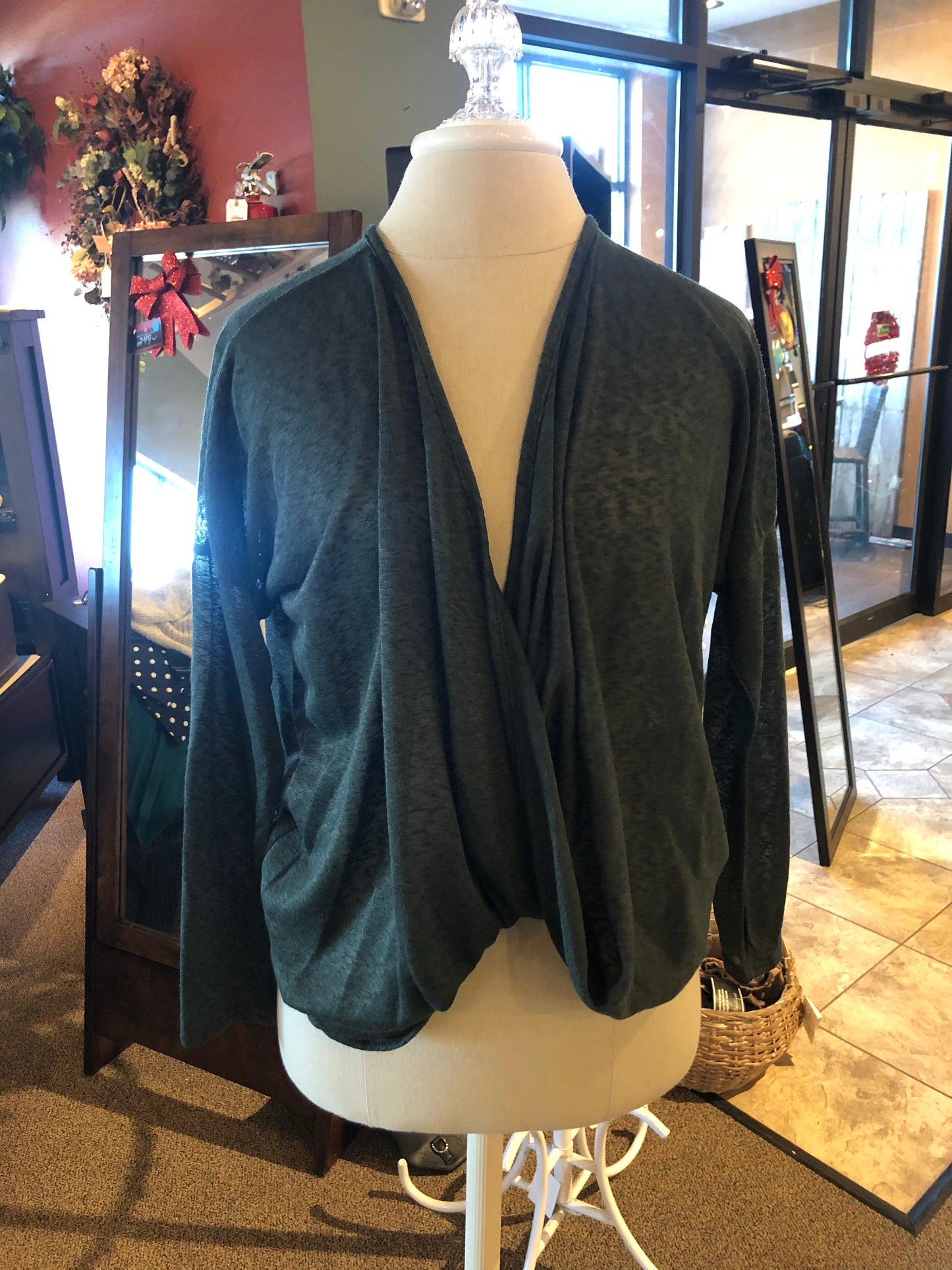 Green scoop neck long sleeve