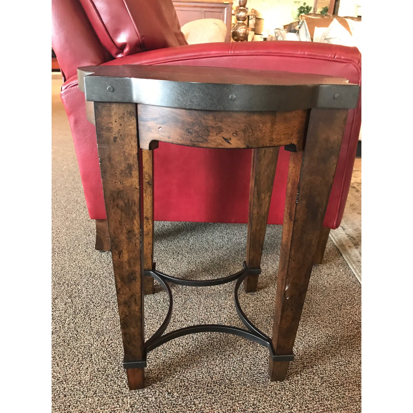 Star Accent Table