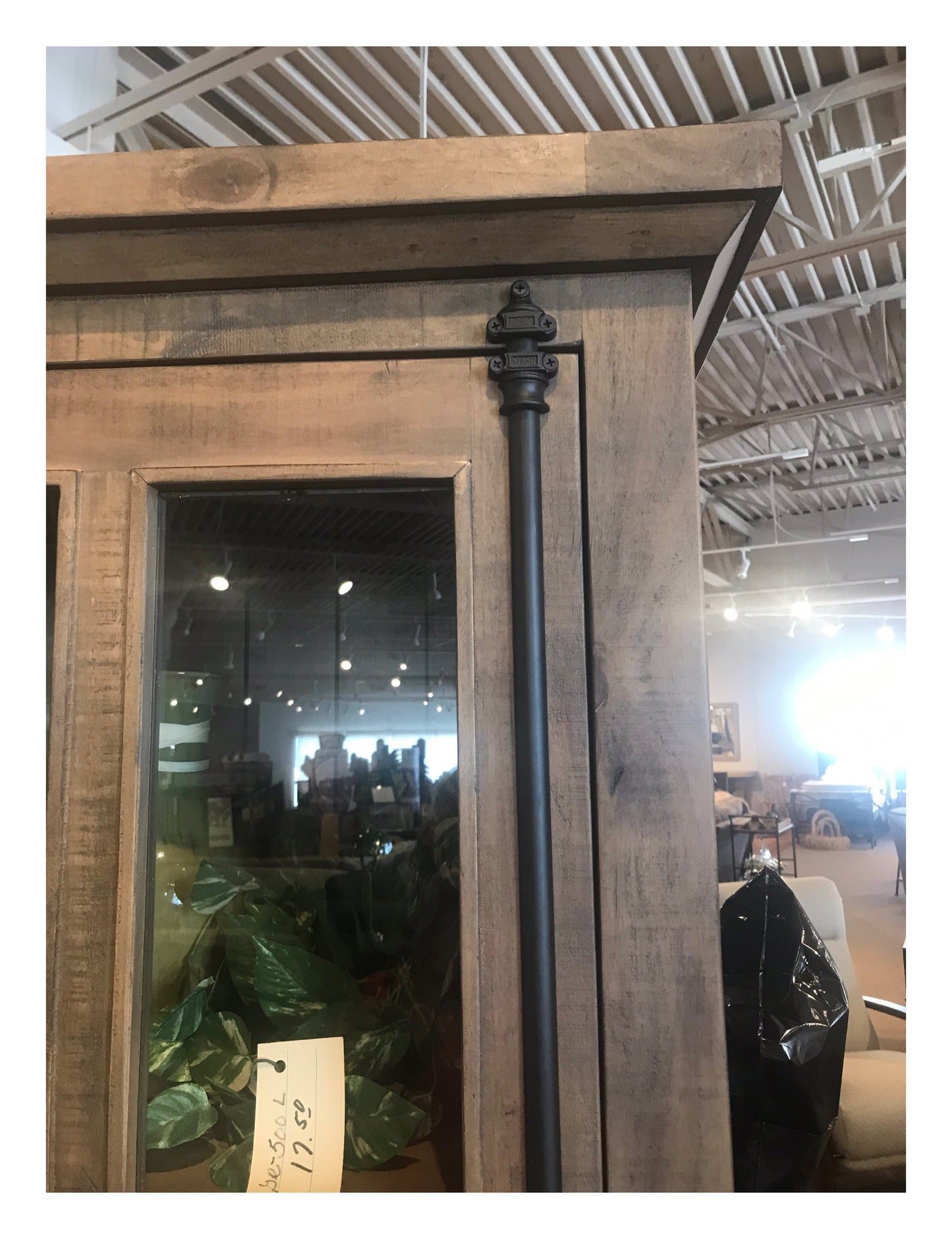 Display cabinet