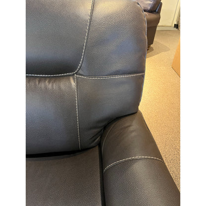 Power Recliner with adjustable headrest