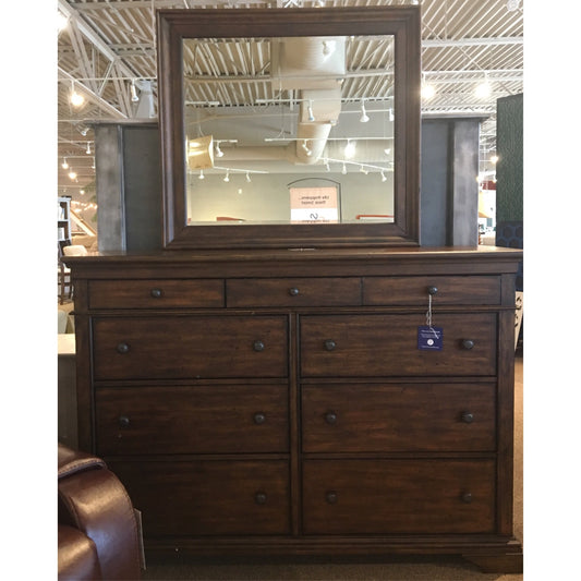 Trisha Yearwood Dresser with Mirror