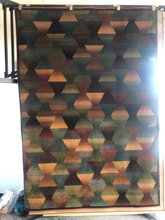 Geometric multicolored area rug