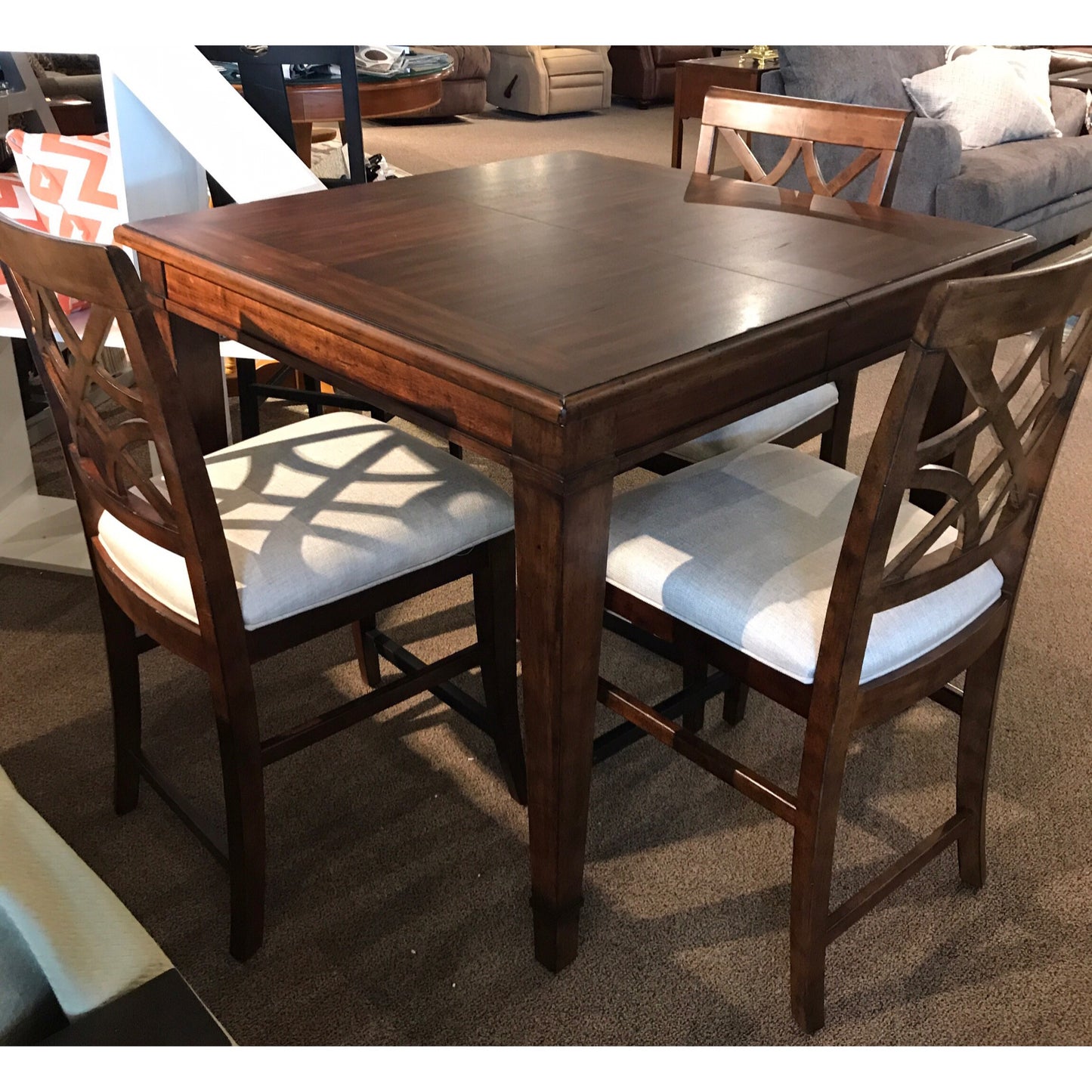 Southern Kitchen Counter Height Table & 4 Counter Stools